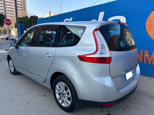 RENAULT GRAN SCENIC 1.5DCI - Imagen 7