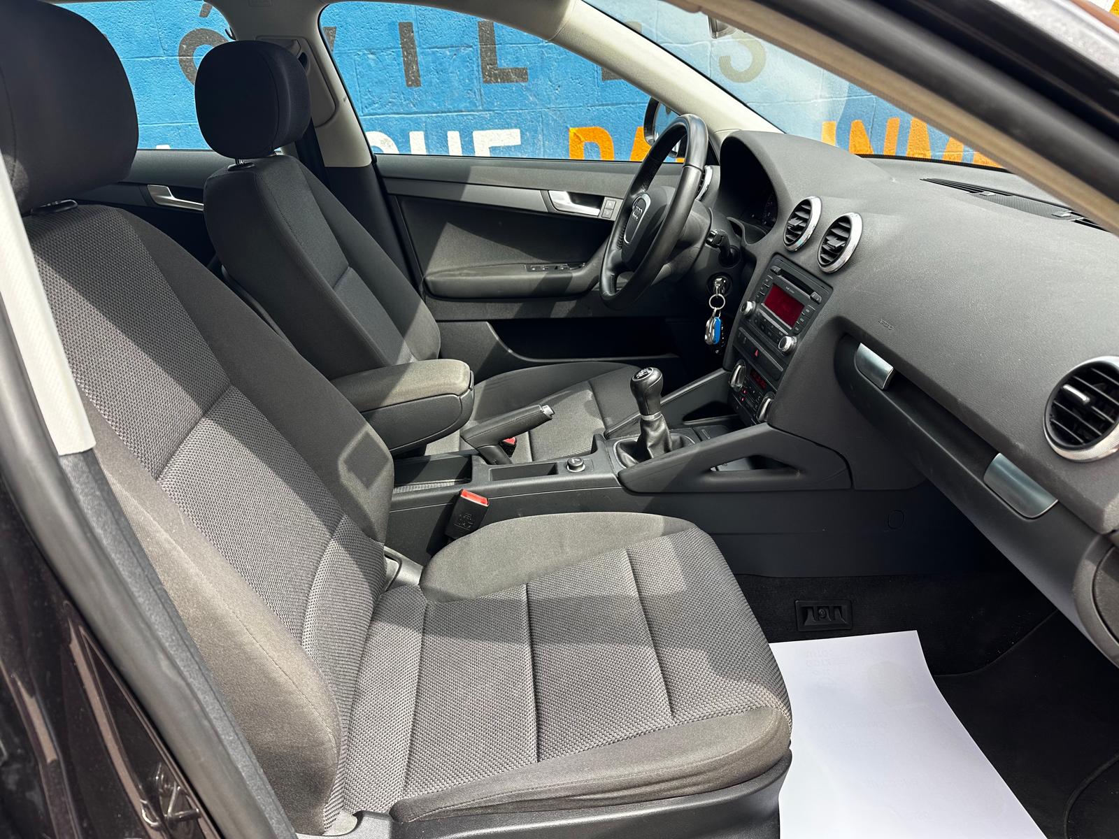 AUDI A3 SPORTBACK 1.4TFSI 125CV AÑO 2010 Y 147000KM - Imagen 16