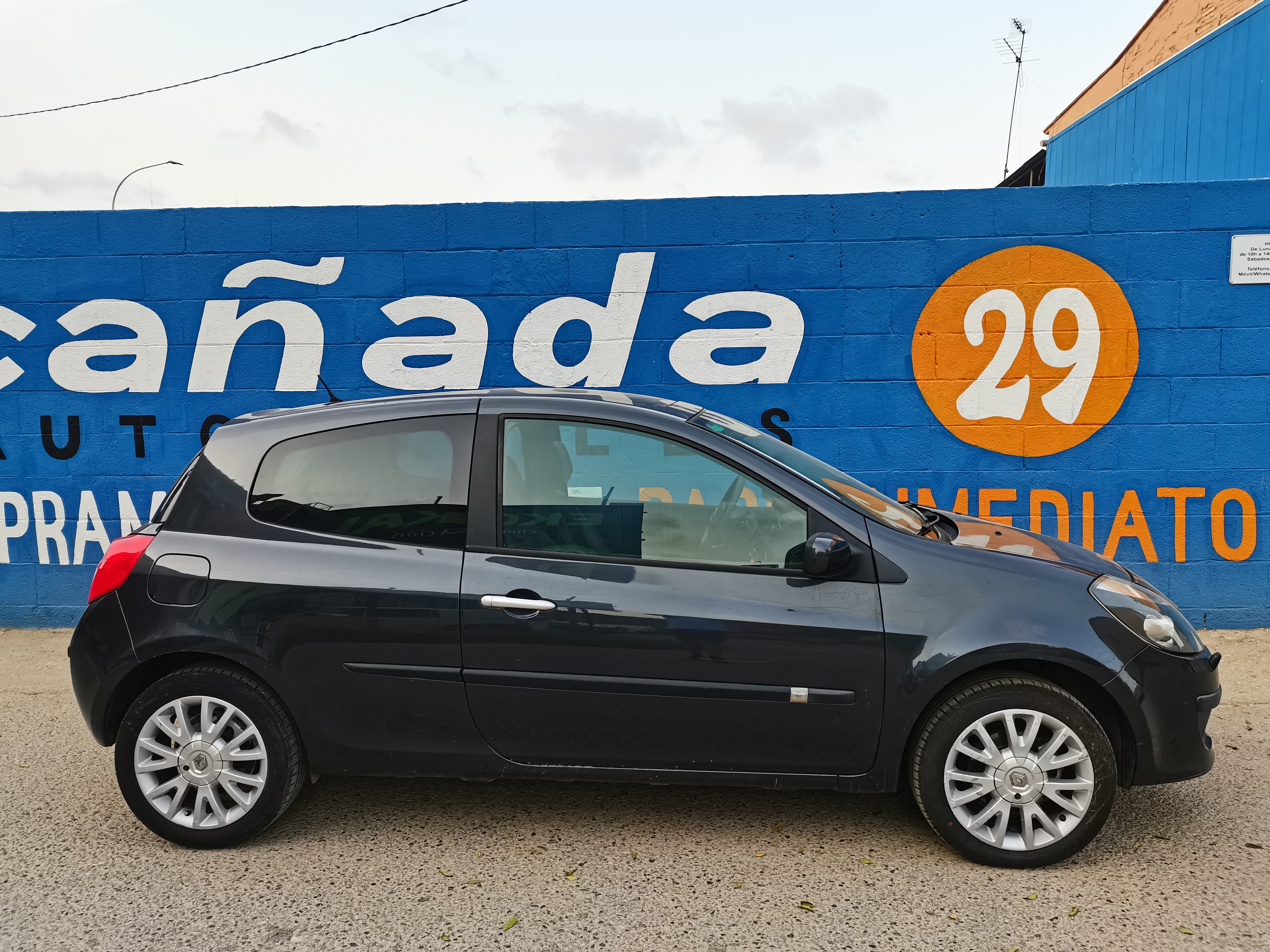 RENAULT CLIO 1.6 I 110CV AÑO 2007 - Imagen 4