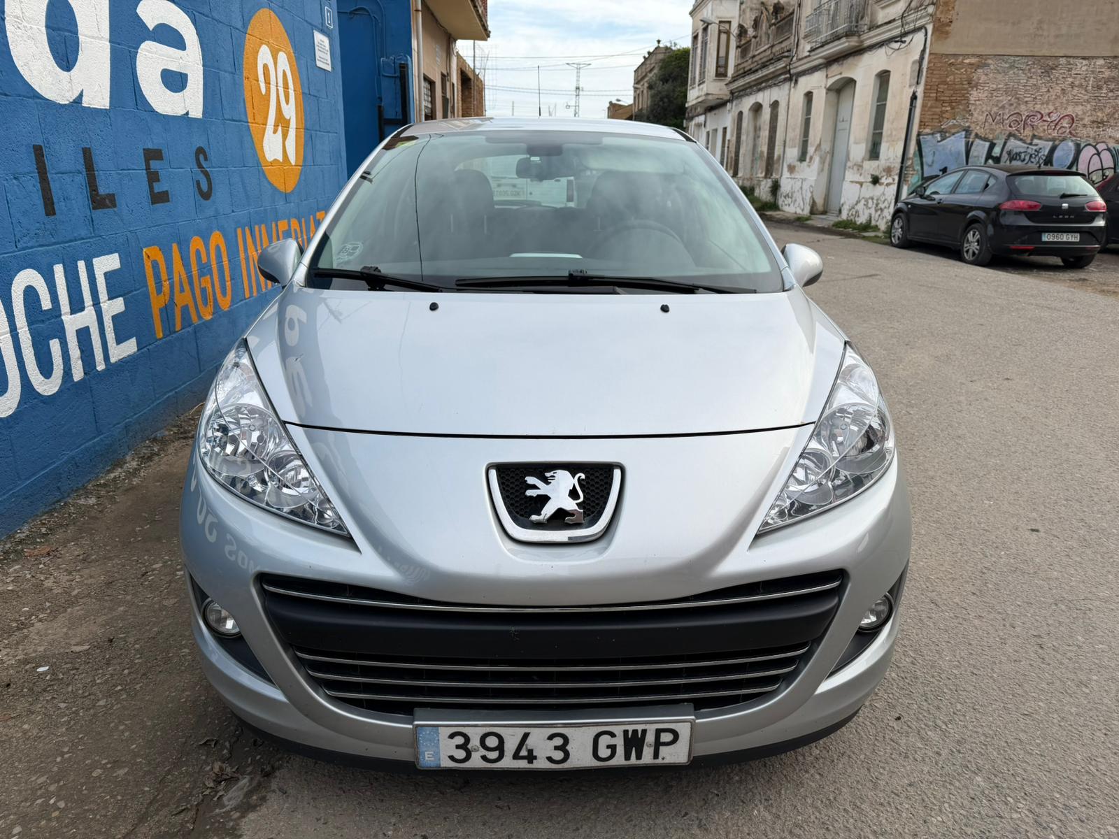 PEUGEOT 207 1.4 HDI 70CV - Imagen 12