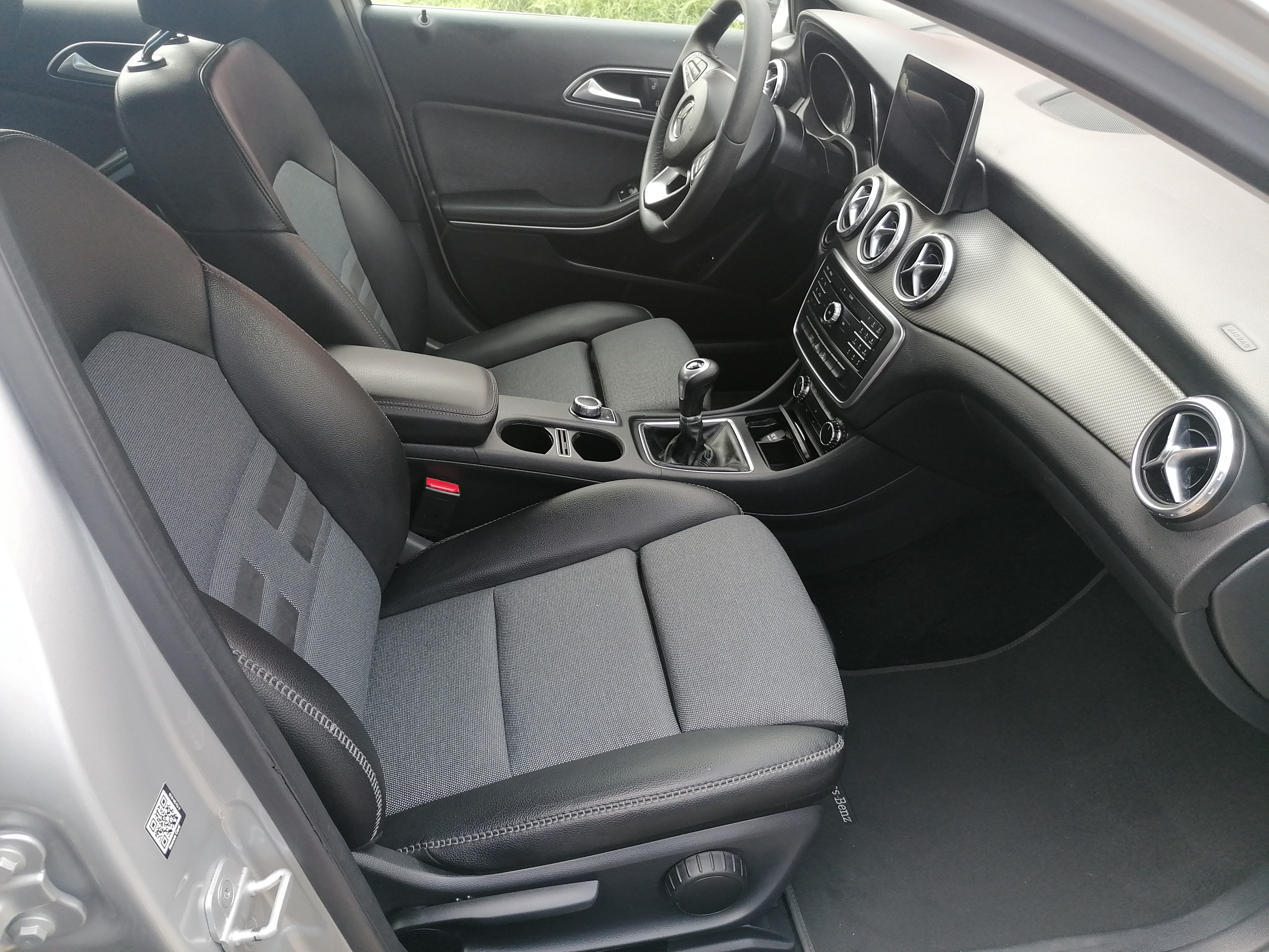 MERCEDES GLA 200CDI URBAN - Imagen 20