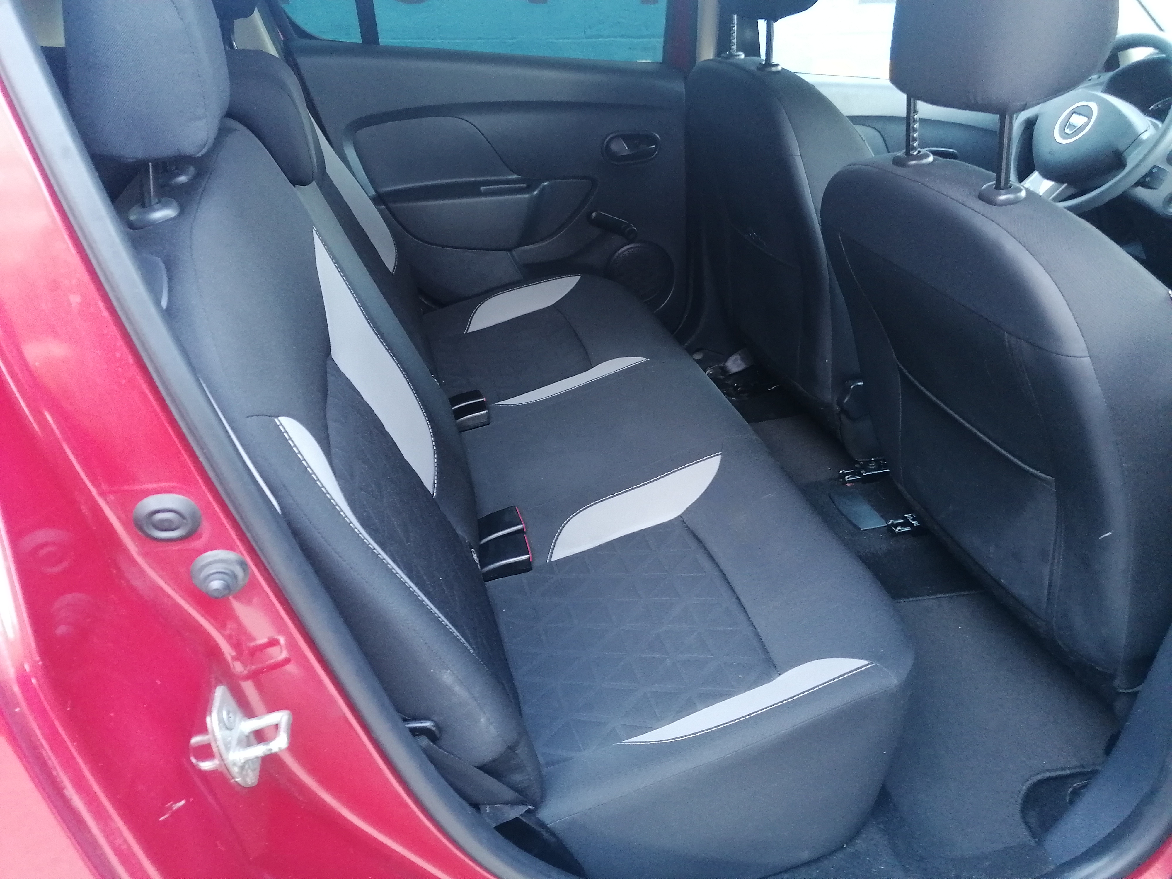 DACIA SANDERO STEPWAY 1.5DCI 90CV AÑO 2015 - Imagen 20