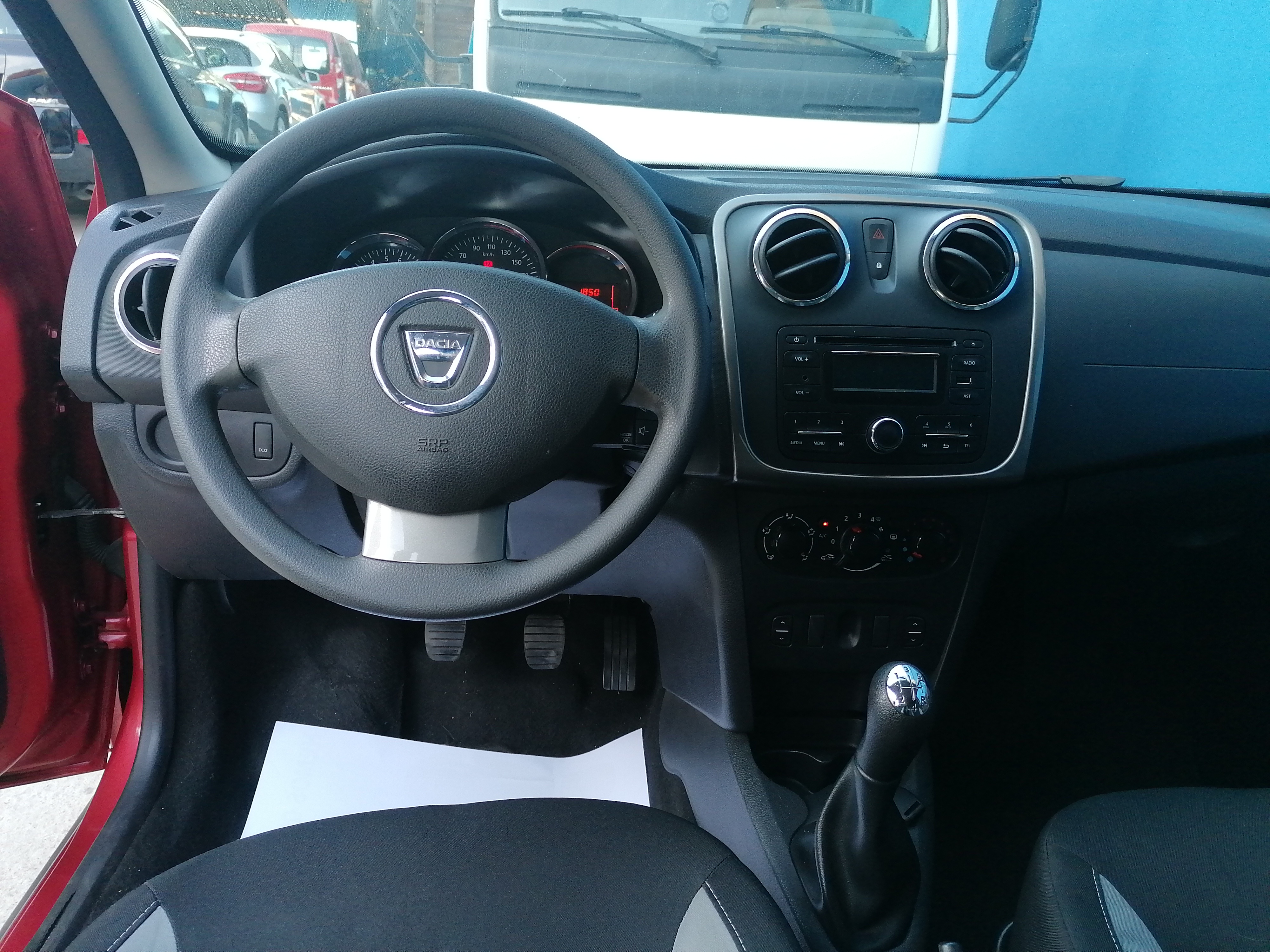 DACIA SANDERO STEPWAY 1.5DCI 90CV AÑO 2015 - Imagen 19