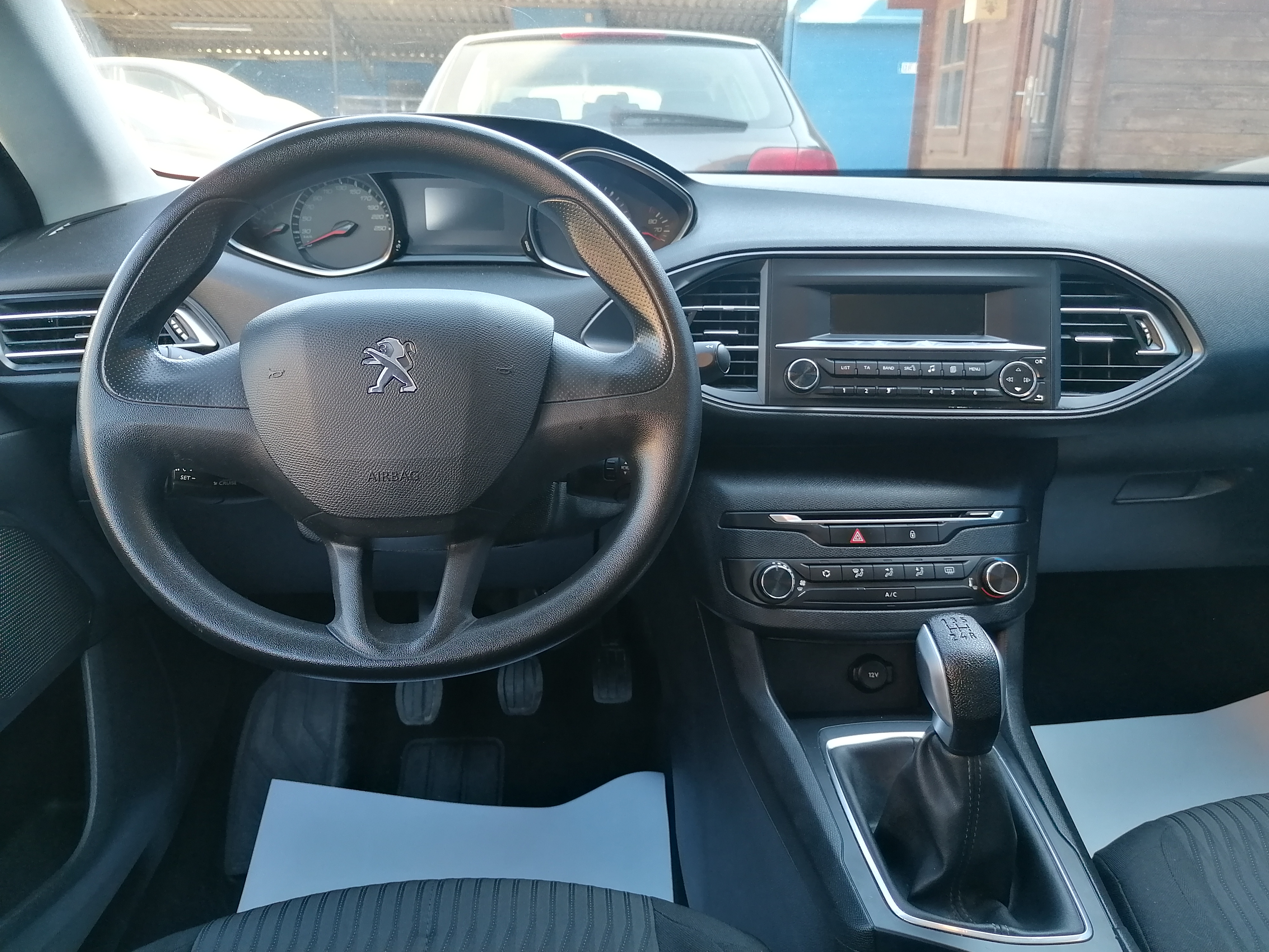 PEUGEOT 308 1.6HDI 92CV - Imagen 22