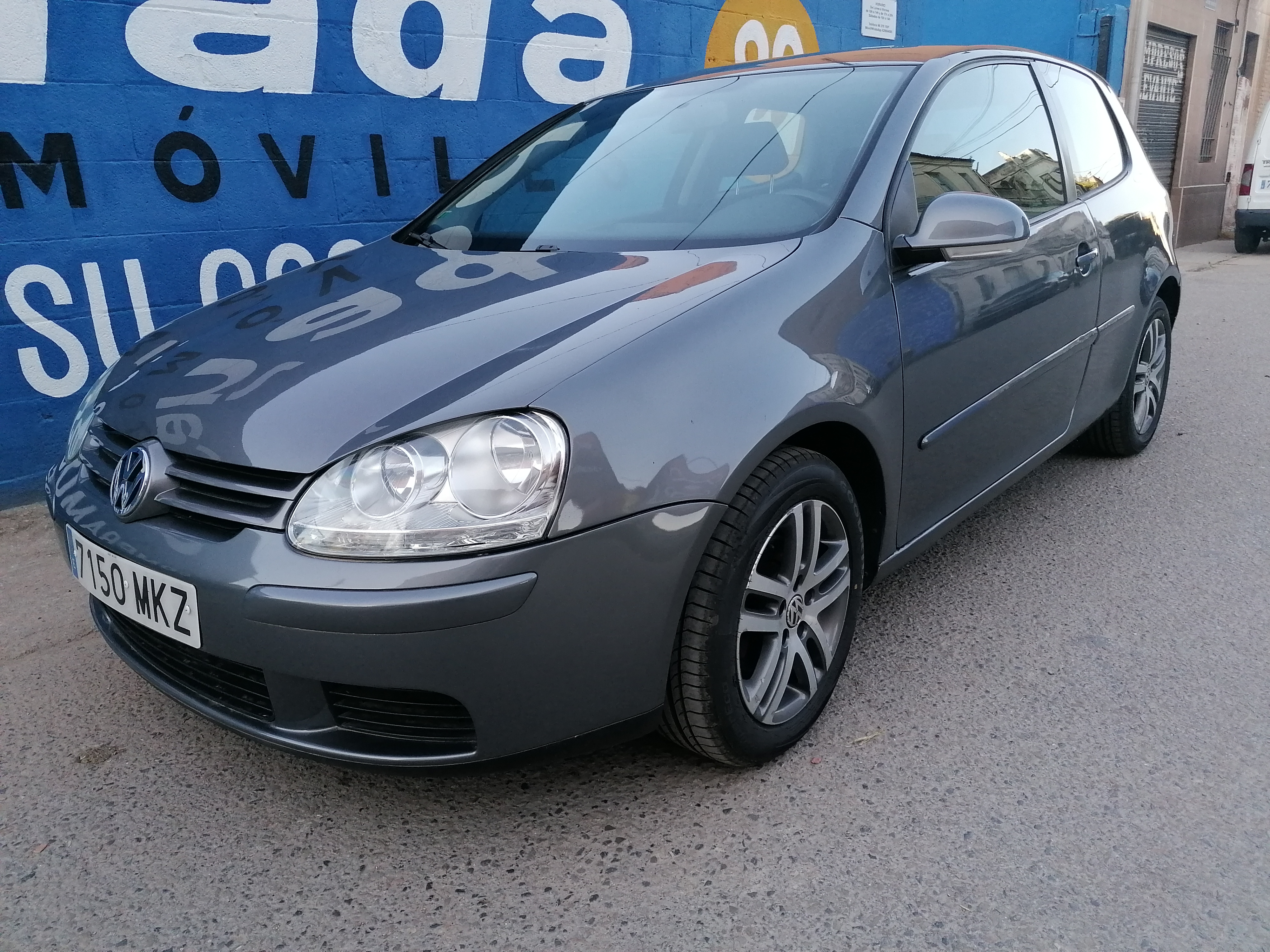 VOLKSWAGEN GOLF 5 1.6 I AÑO 2006 - Imagen 9
