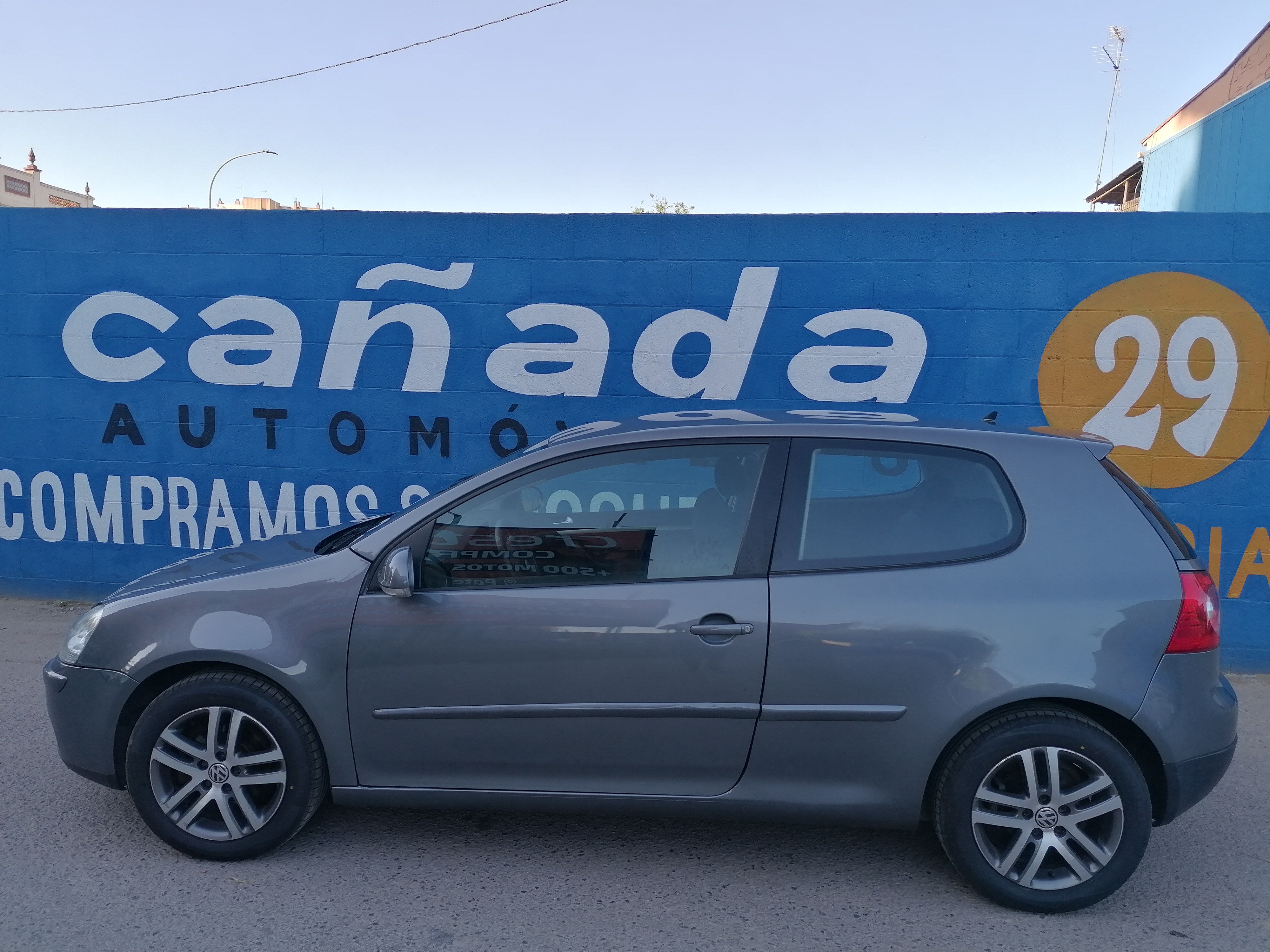 VOLKSWAGEN GOLF 5 1.6 I AÑO 2006 - Imagen 10
