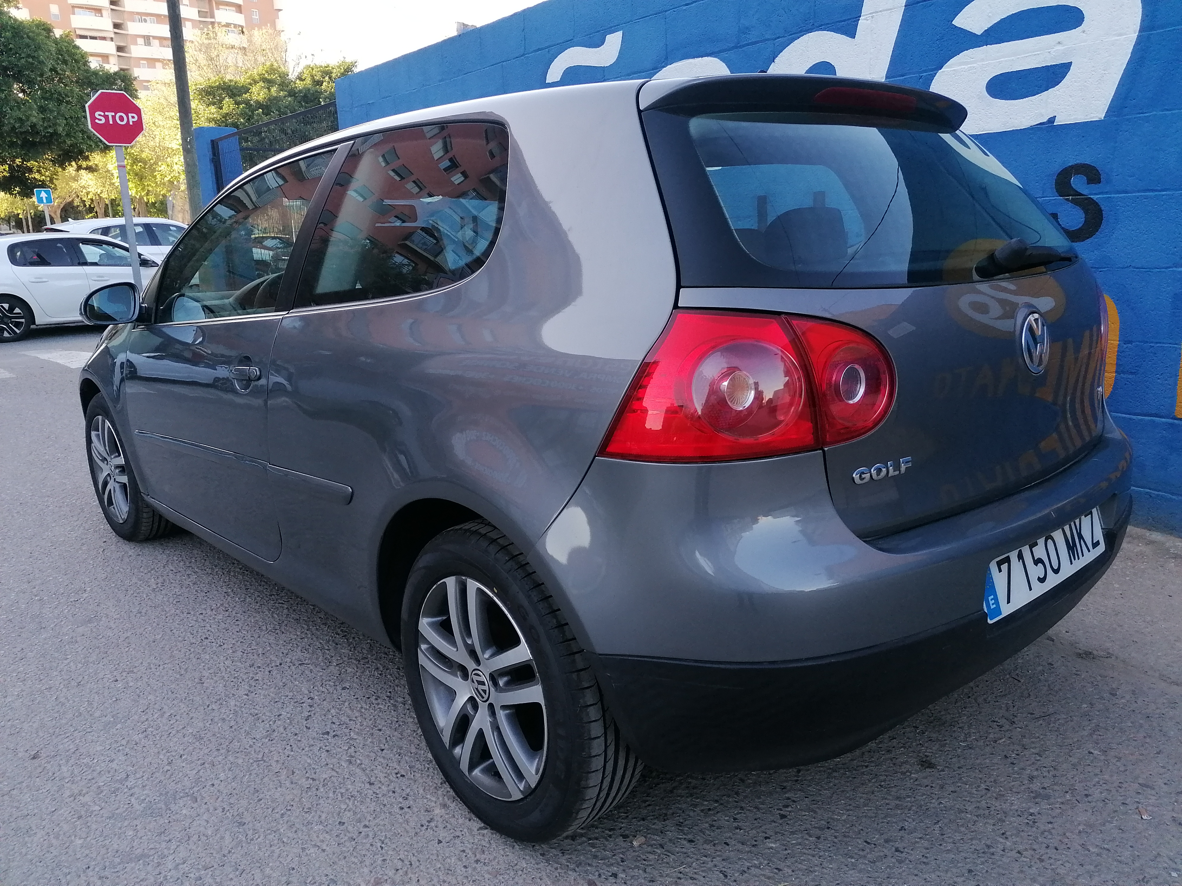 VOLKSWAGEN GOLF 5 1.6 I AÑO 2006 - Imagen 12