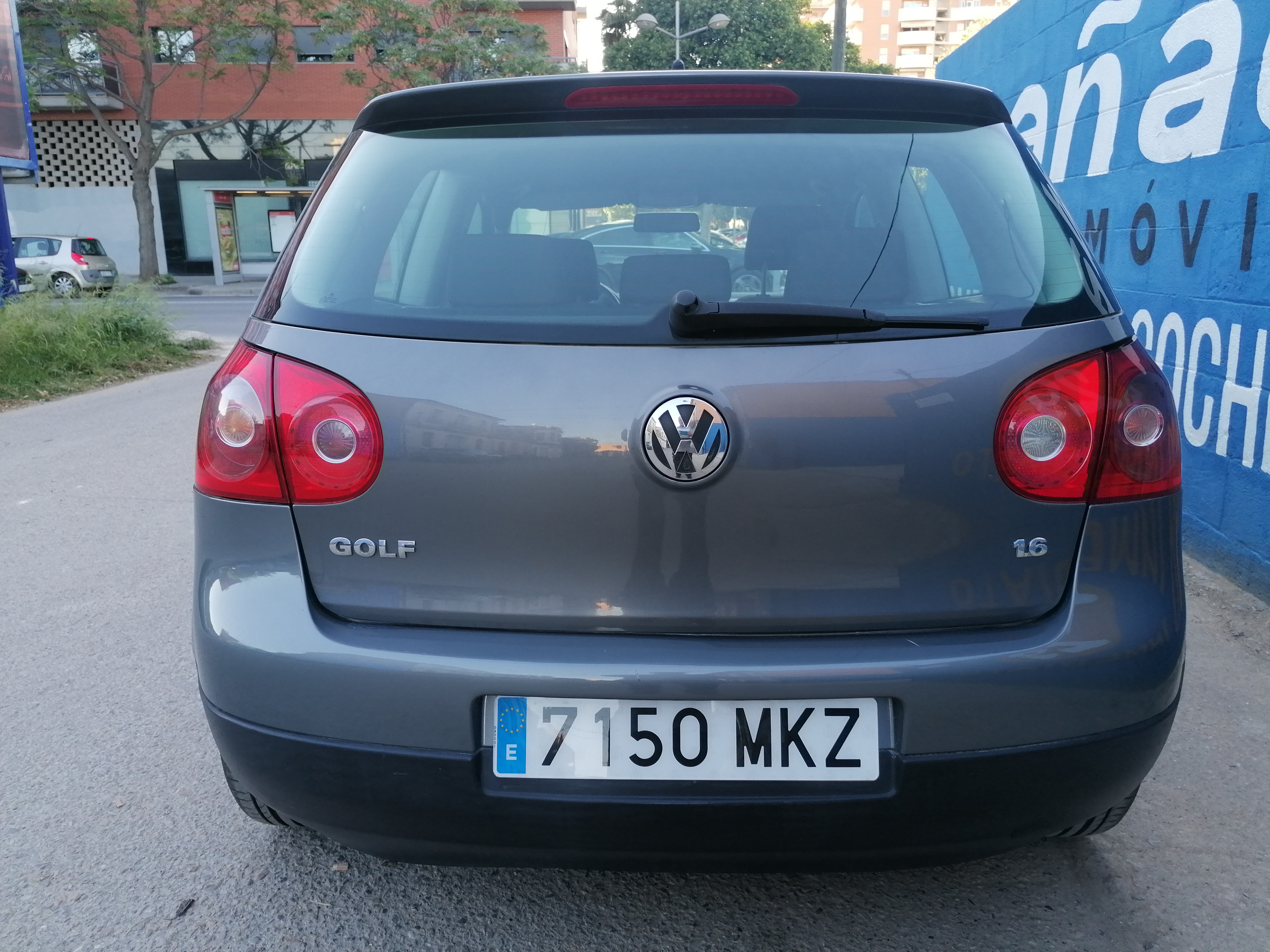 VOLKSWAGEN GOLF 5 1.6 I AÑO 2006 - Imagen 15