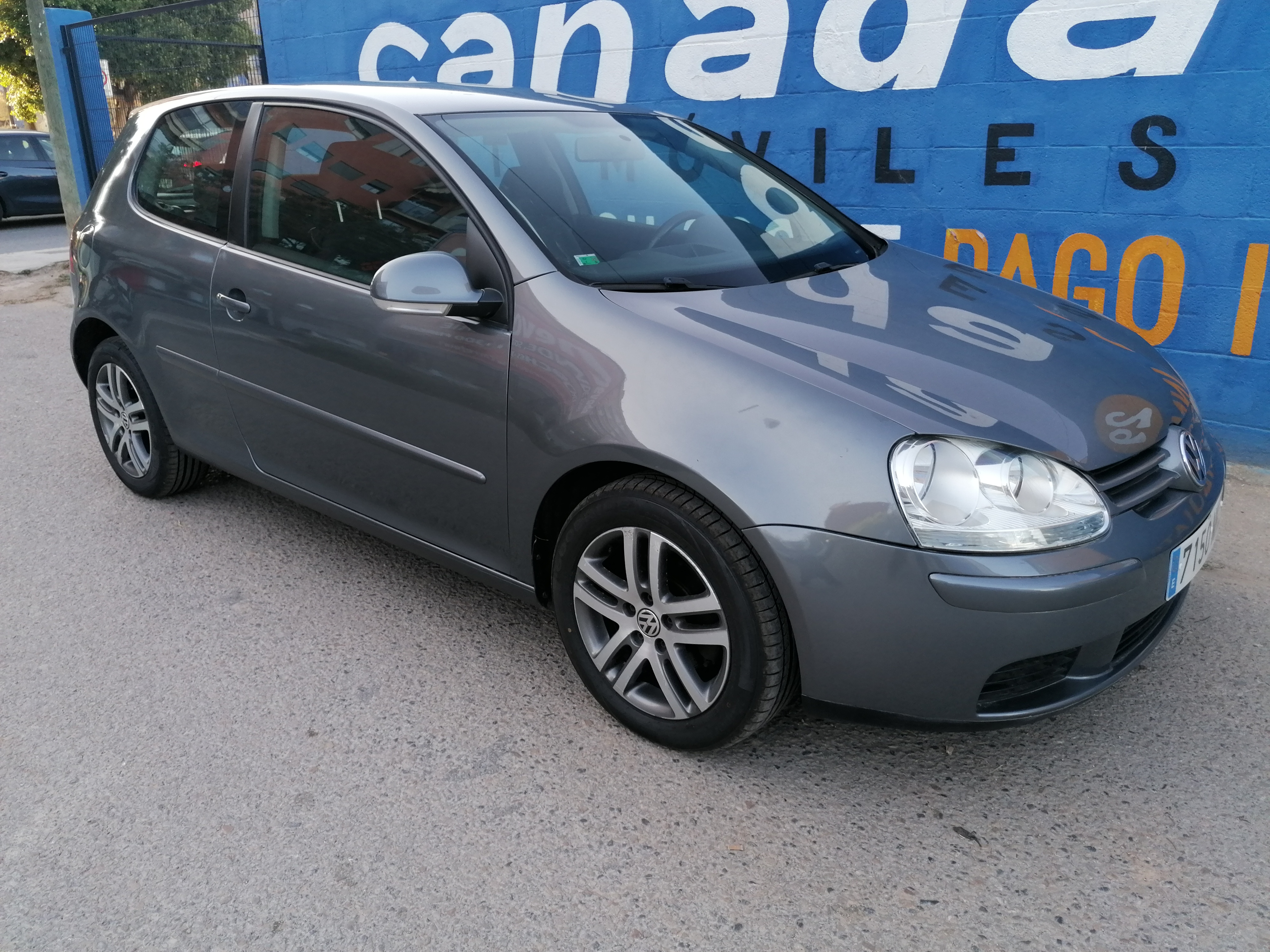 VOLKSWAGEN GOLF 5 1.6 I AÑO 2006