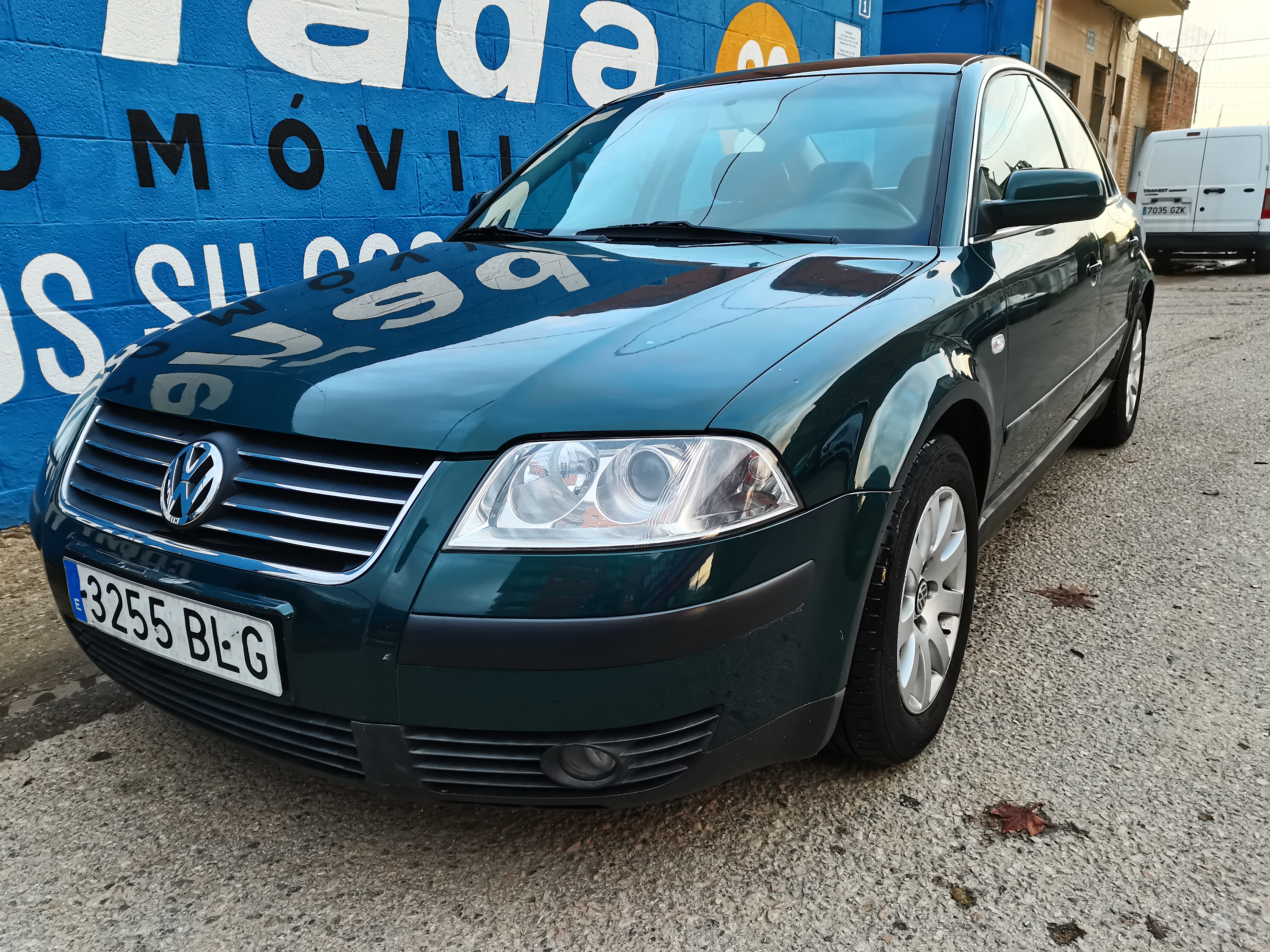 VOLKSWAGEN PASSAT 1.9 TDI 130 CV - Imagen 8