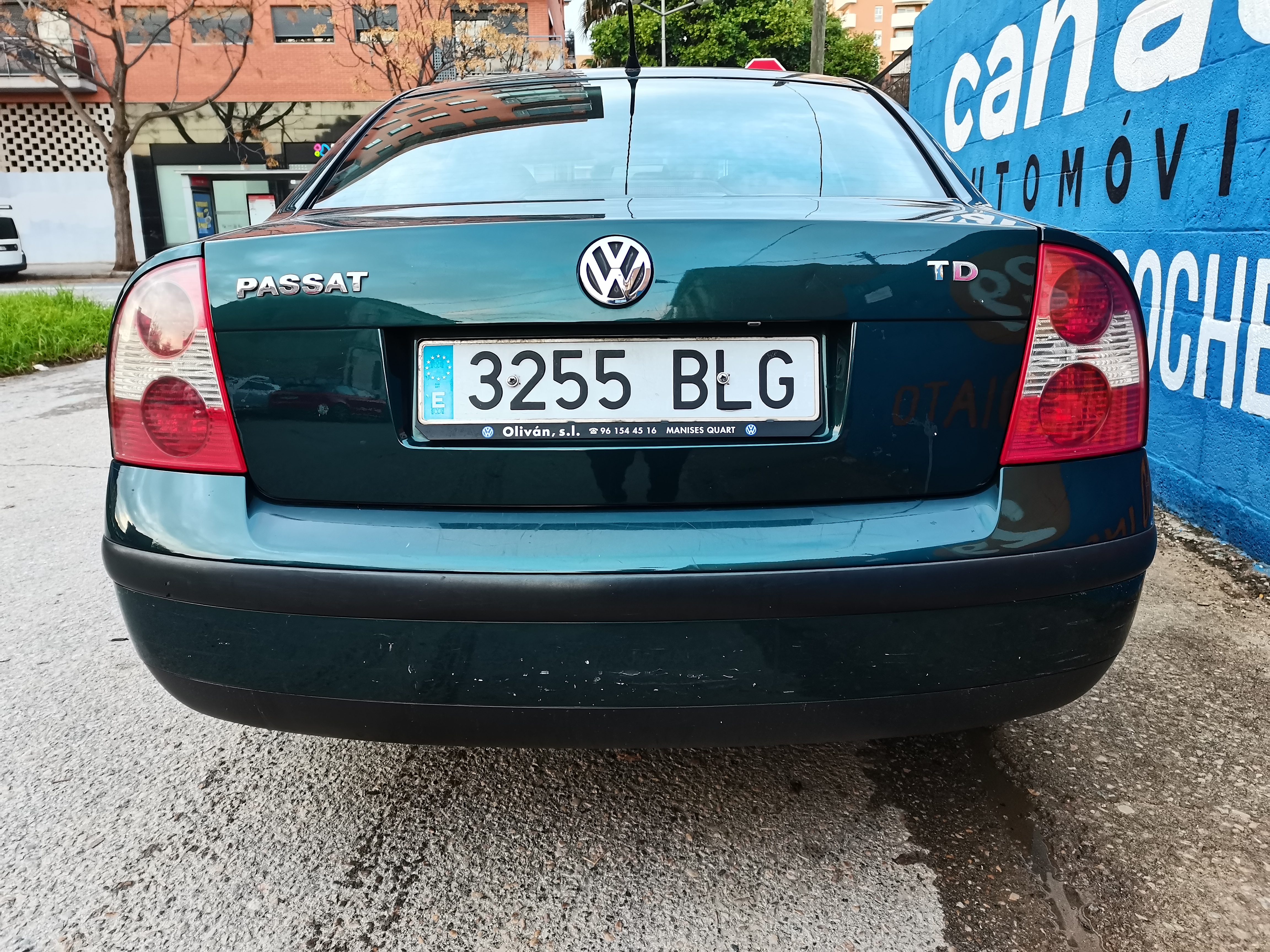 VOLKSWAGEN PASSAT 1.9 TDI 130 CV - Imagen 15