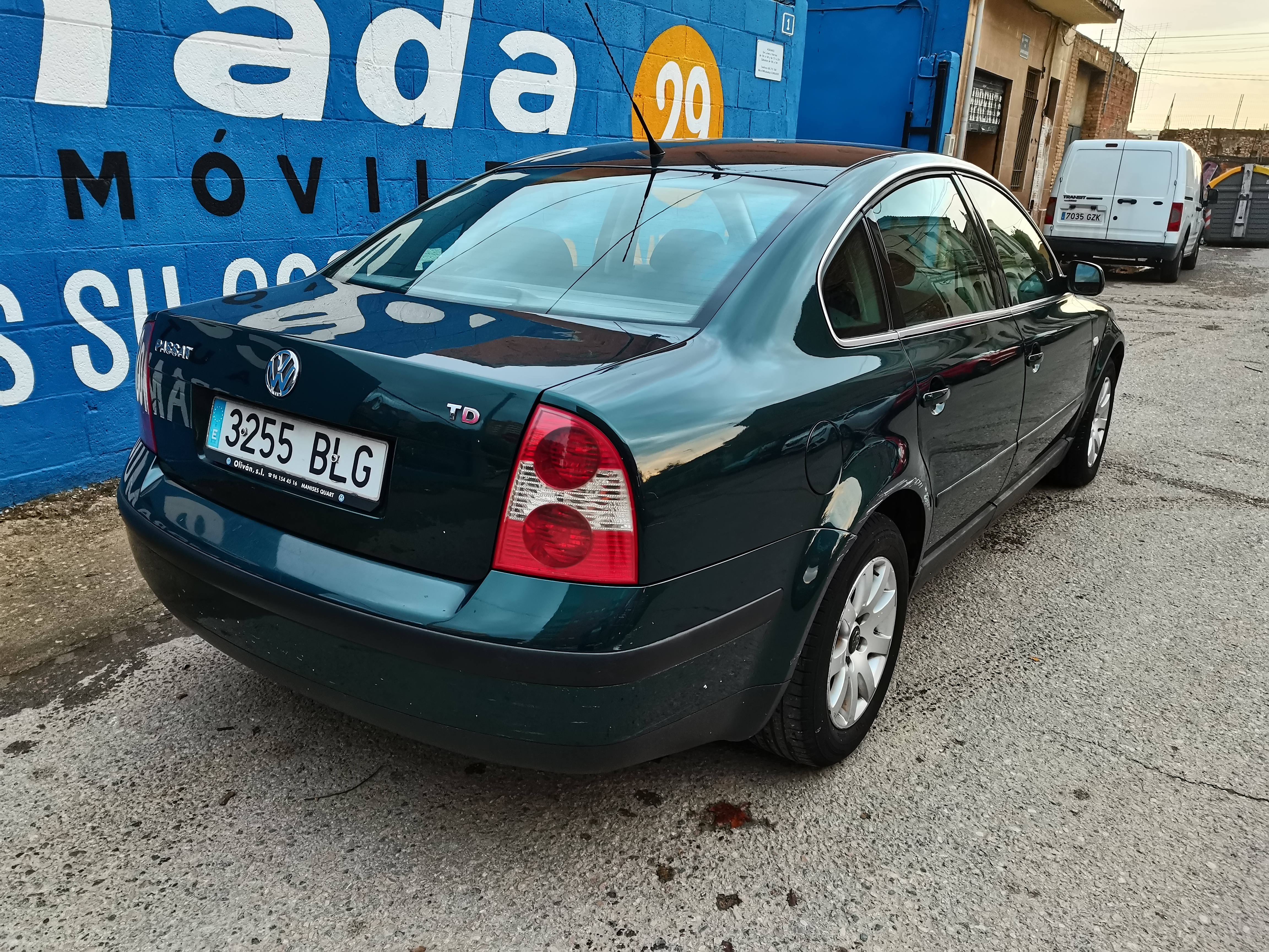 VOLKSWAGEN PASSAT 1.9 TDI 130 CV - Imagen 5