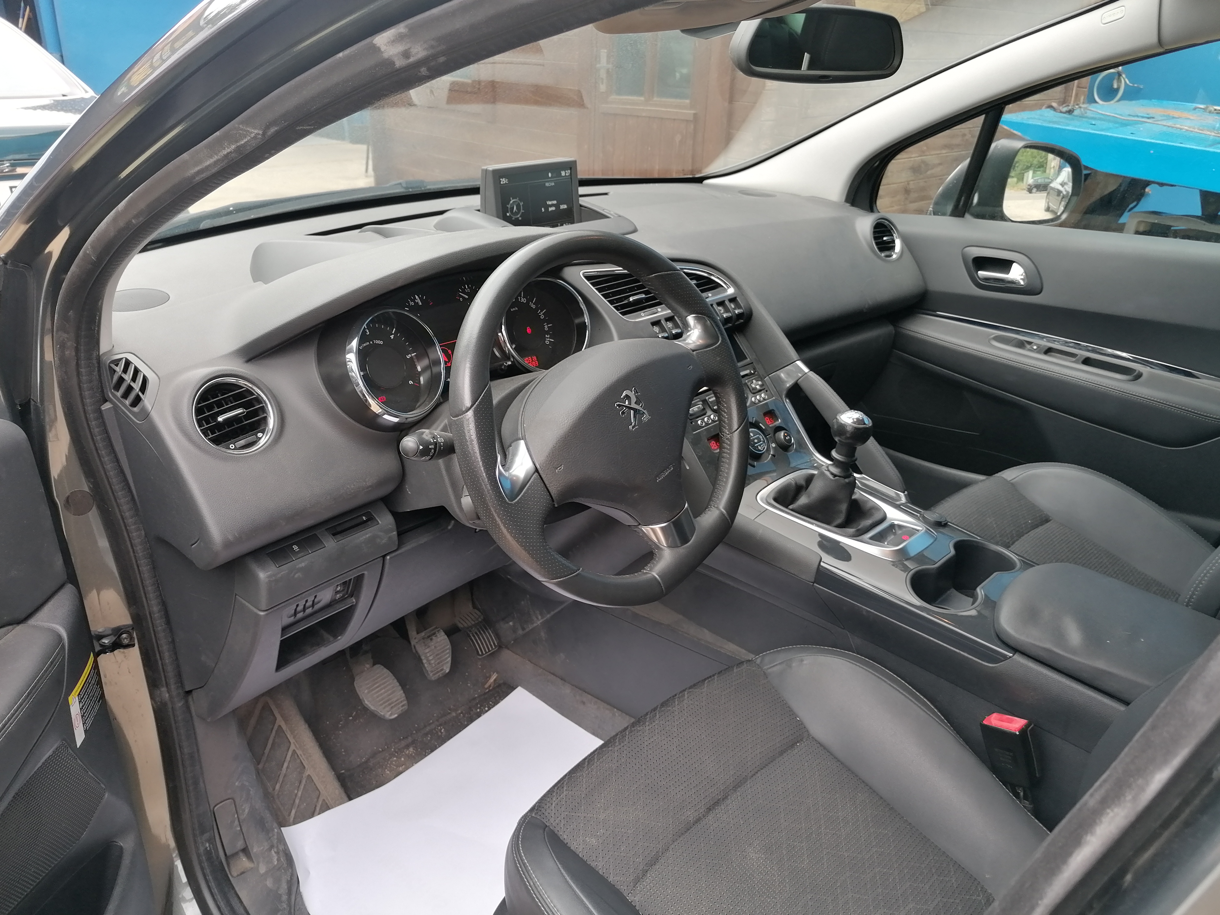 PEUGEOT 3008 1.6HDI 115CV AÑO 2014 - Imagen 18