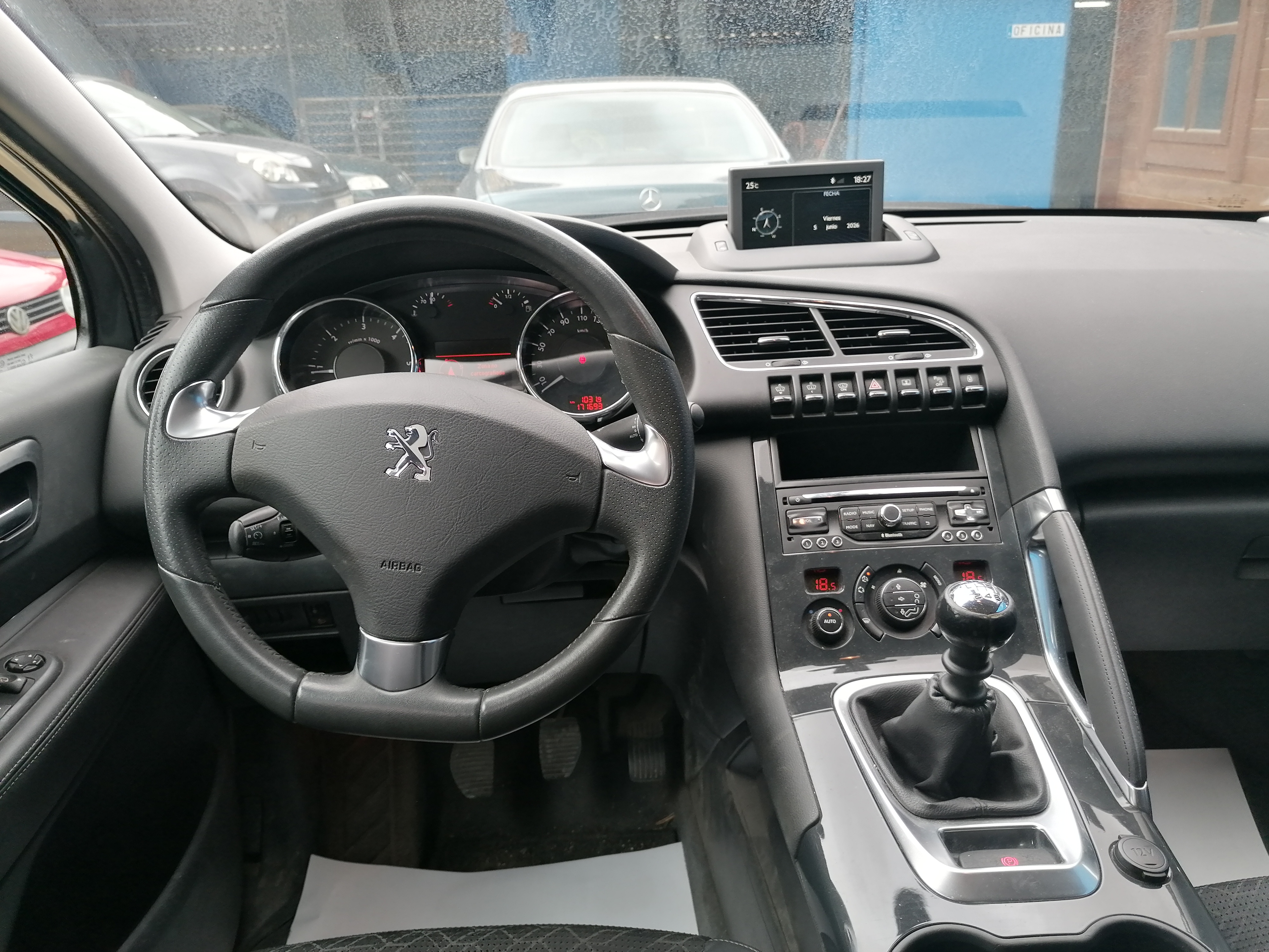 PEUGEOT 3008 1.6HDI 115CV AÑO 2014 - Imagen 22